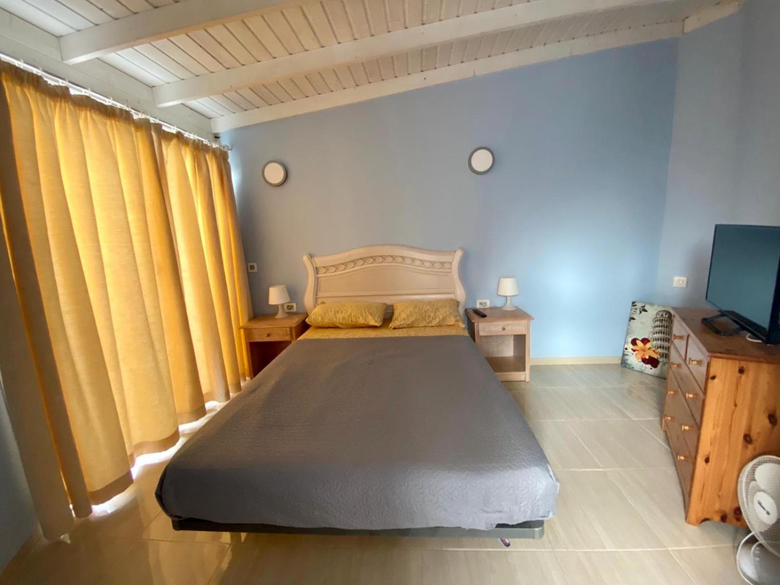La Tortuga Apartment Арона Екстериор снимка